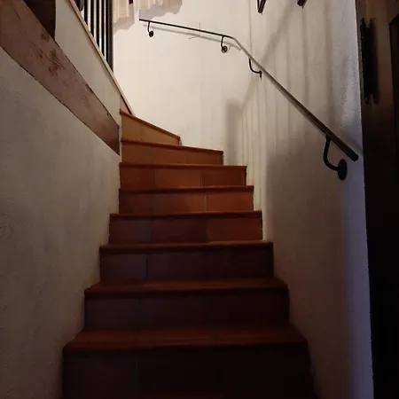 アパート Lobetania