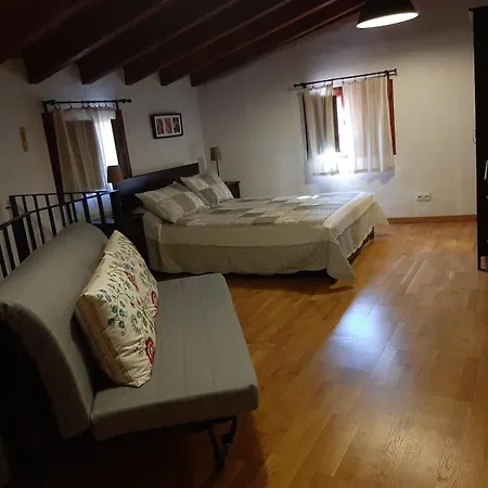 Lobetania アパート Moscardón